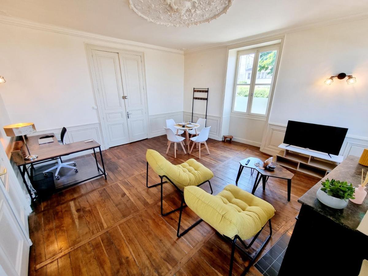 Ferienwohnung Superbe T2 Lumineux Avec Fibre Angoulême Exterior foto